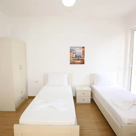 Teo * Sarandë