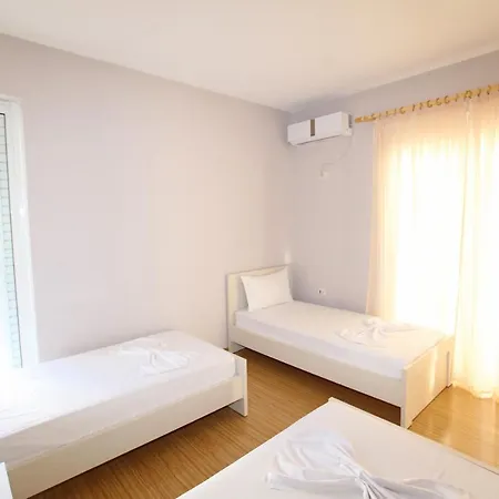 Teo Апартаменты Саранда